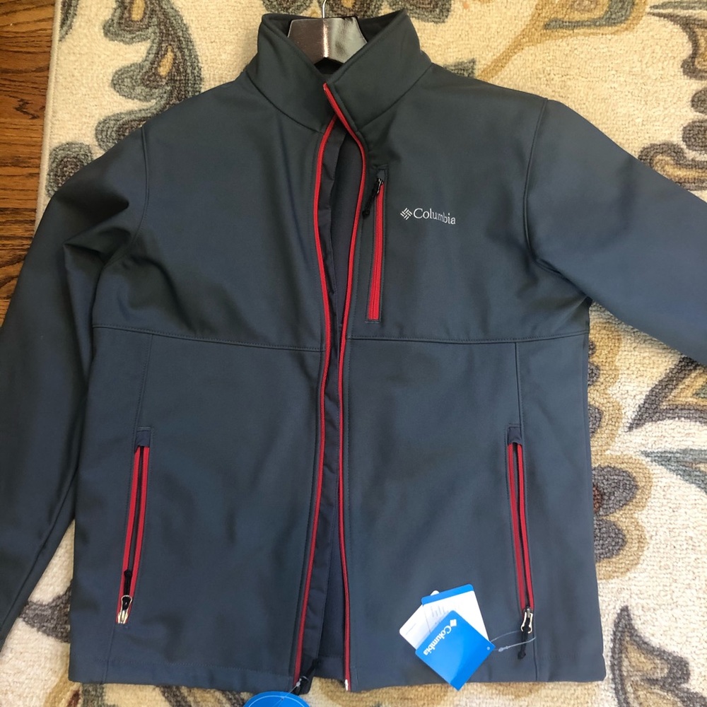 NEVER WORN- Men’s Weatherproof coat.